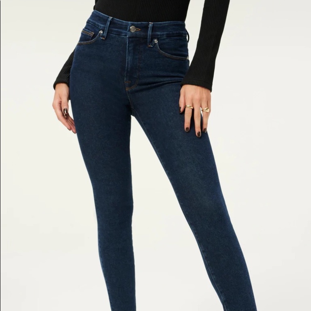 Good American Good Legs Crop Jeans - Picture 2 of 4
